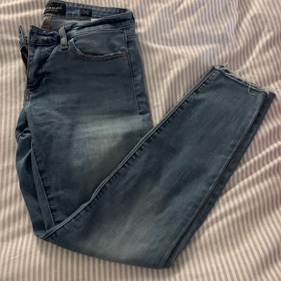 Light wash Lucky Brand skinny jeans - Picture 1 of 3
